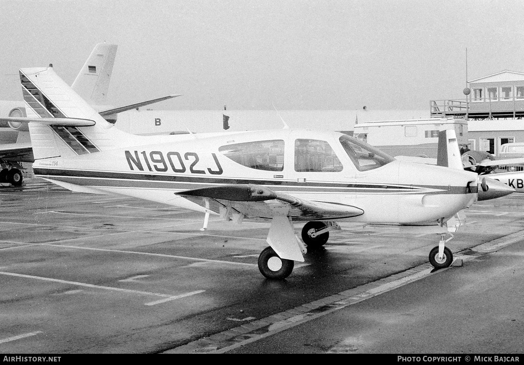 Aircraft Photo of N1902J | Rockwell Commander 114 | AirHistory.net #34802