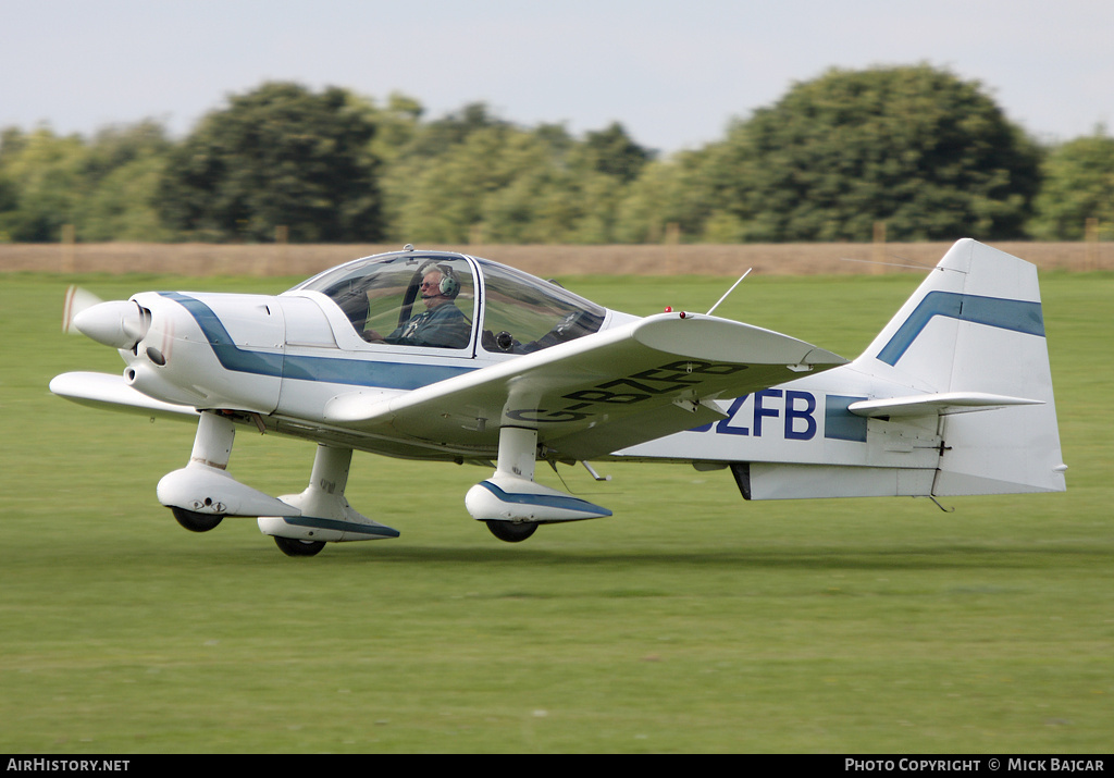 Aircraft Photo of G-BZFB | Robin R-2112 Alpha | AirHistory.net #34815