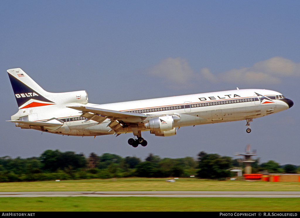 Aircraft Photo of N740DA | Lockheed L-1011-385-1-15 TriStar 250 | Delta Air Lines | AirHistory.net #34836