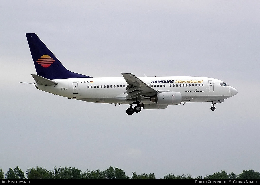 Aircraft Photo of D-AHID | Boeing 737-73S | Hamburg International | AirHistory.net #34872