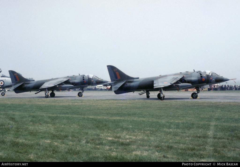 Aircraft Photo of XV807 | Hawker Siddeley Harrier GR1 | UK - Air Force | AirHistory.net #35260