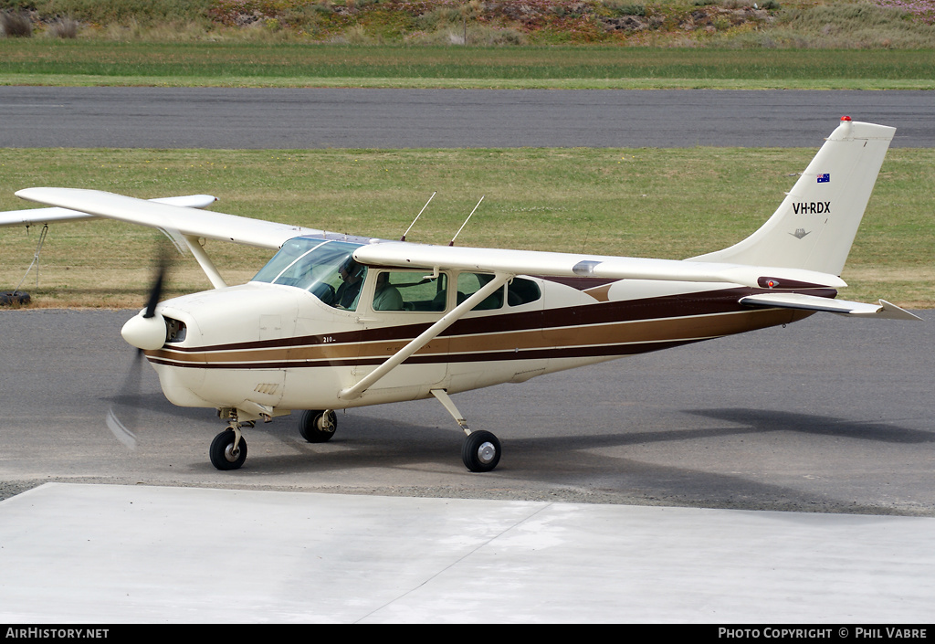 Aircraft Photo of VH-RDX | Cessna 210A | AirHistory.net #35330