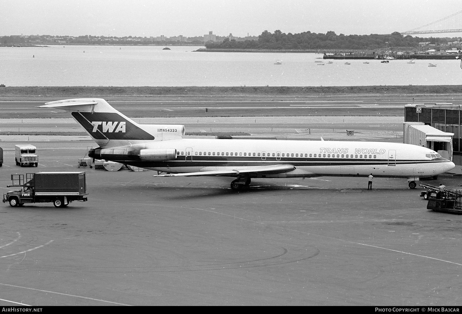 Aircraft Photo of N54333 | Boeing 727-231 | Trans World Airlines - TWA | AirHistory.net #35463
