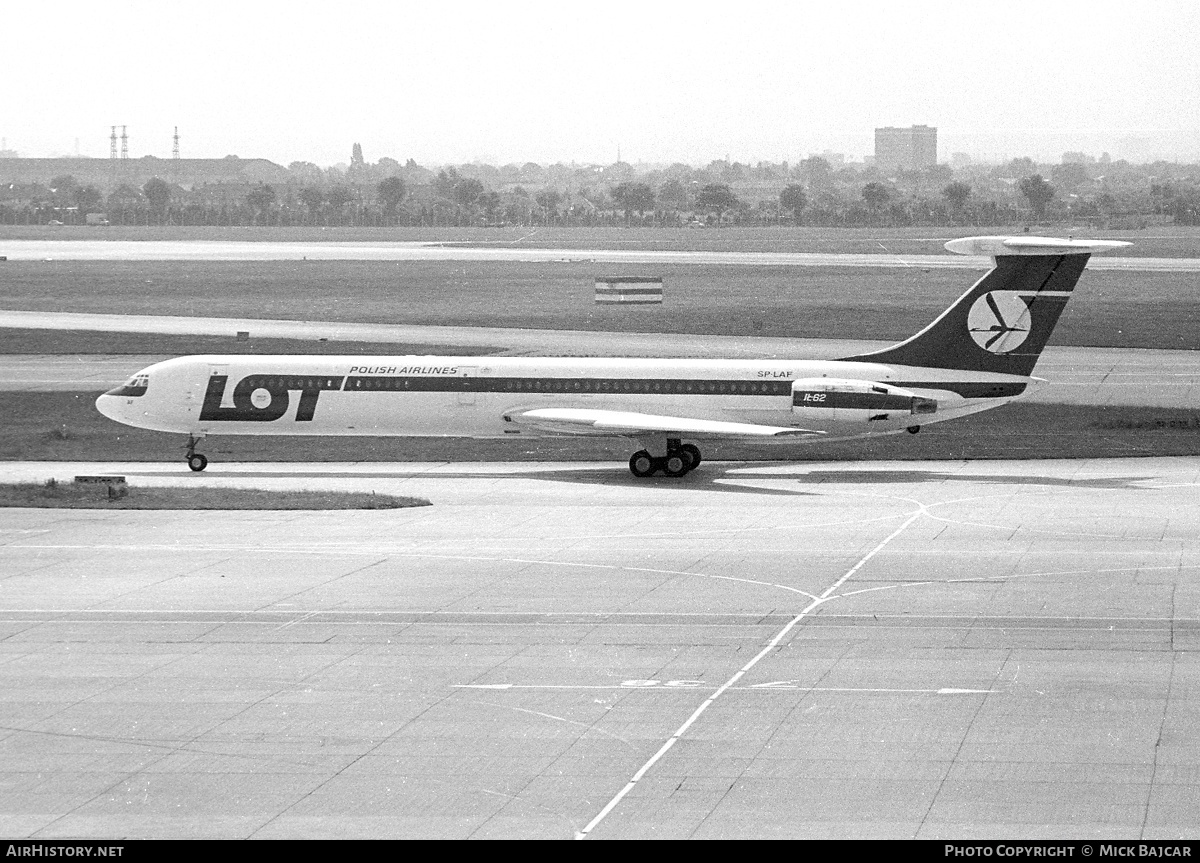 Aircraft Photo of SP-LAF | Ilyushin Il-62 | LOT Polish Airlines - Polskie Linie Lotnicze | AirHistory.net #35548