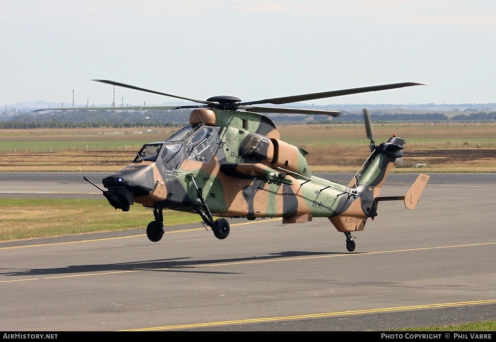 Aircraft Photo of A38-001 | Eurocopter EC-665 Tiger ARH | Australia - Army | AirHistory.net #35627