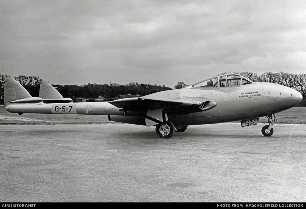 Aircraft Photo of G-5-7 | De Havilland D.H. 115 Vampire T11 | De Havilland | AirHistory.net #35642