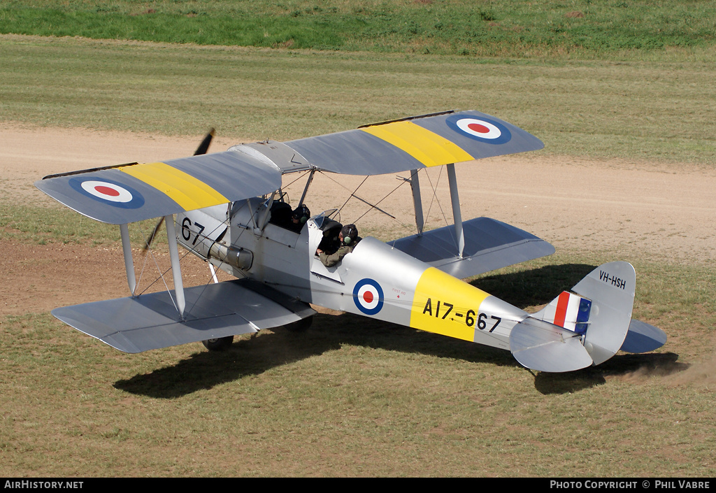 Aircraft Photo of VH-HSH / A17-667 | De Havilland D.H. 82A Tiger Moth | Australia - Air Force | AirHistory.net #35672