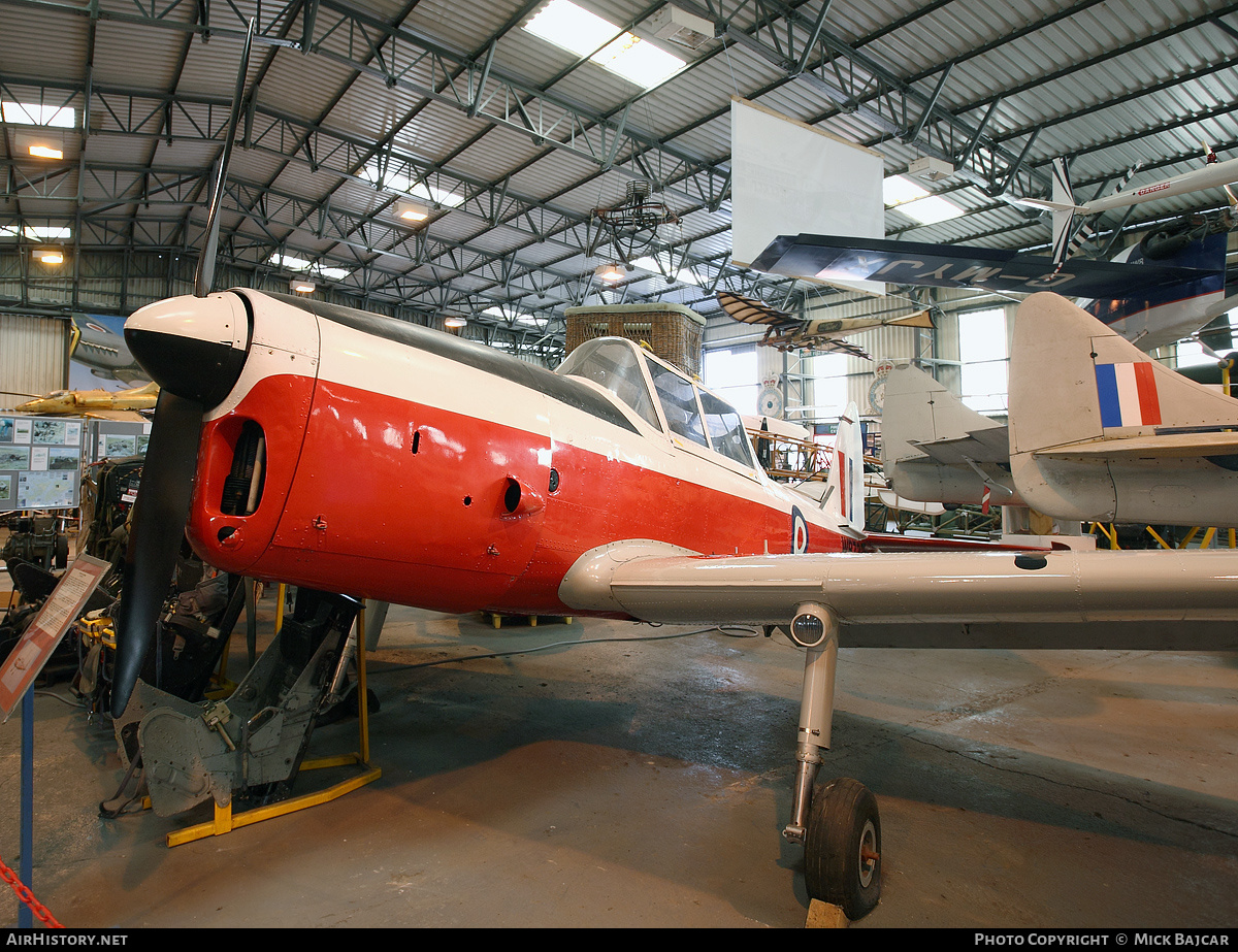 Aircraft Photo of WB733 | De Havilland DHC-1 Chipmunk Mk22 | UK - Air Force | AirHistory.net #35699