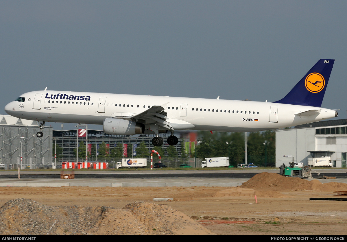 Aircraft Photo of D-AIRU | Airbus A321-131 | Lufthansa | AirHistory.net #35823
