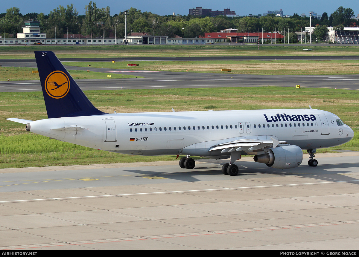 Aircraft Photo of D-AIZF | Airbus A320-214 | Lufthansa | AirHistory.net #35831