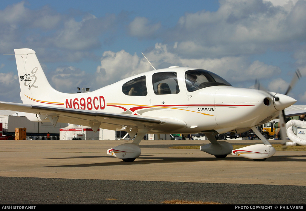 Aircraft Photo of N698CD | Cirrus SR-22 G2 | AirHistory.net #35858