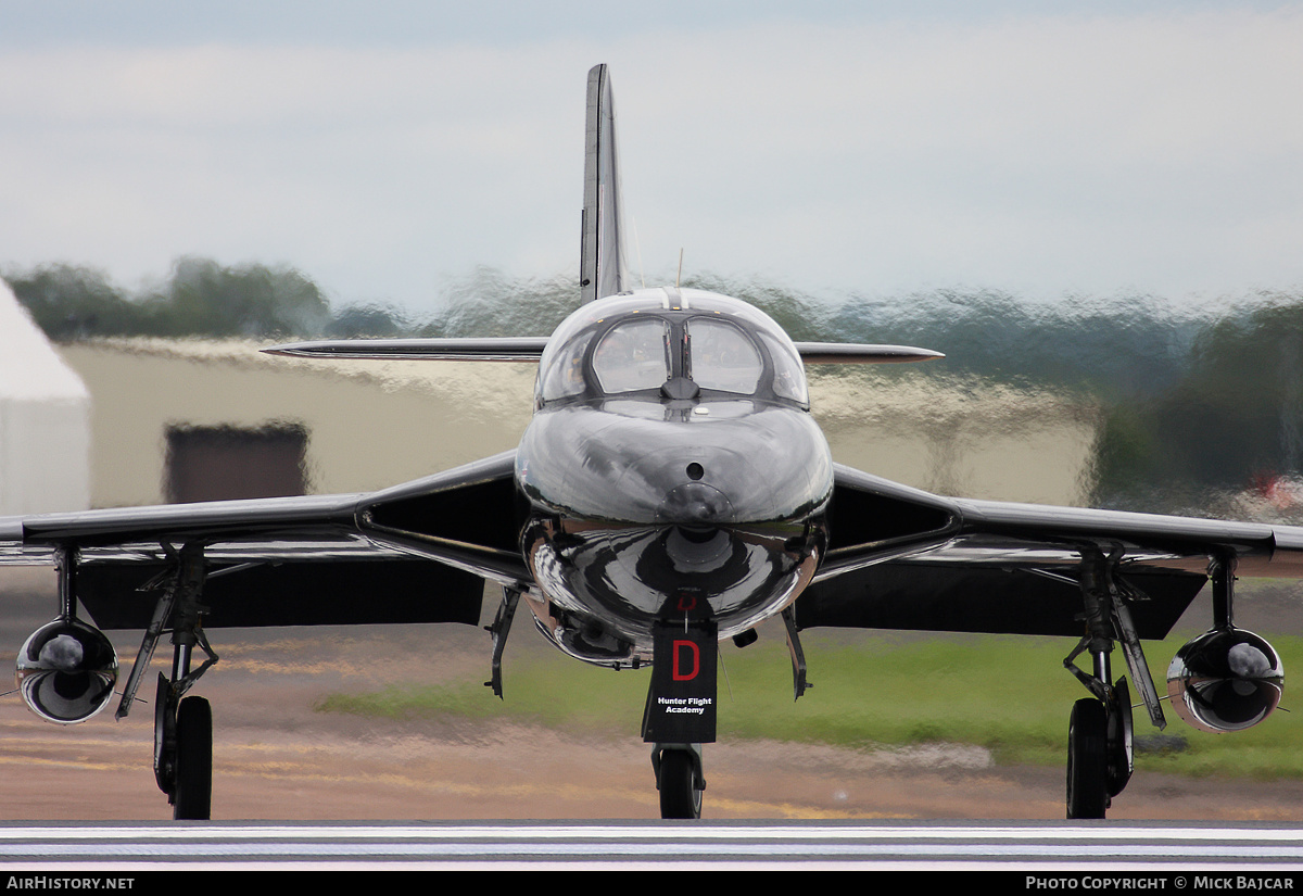 Aircraft Photo of G-FFOX / WV318 | Hawker Hunter T7A | UK - Air Force | AirHistory.net #35930