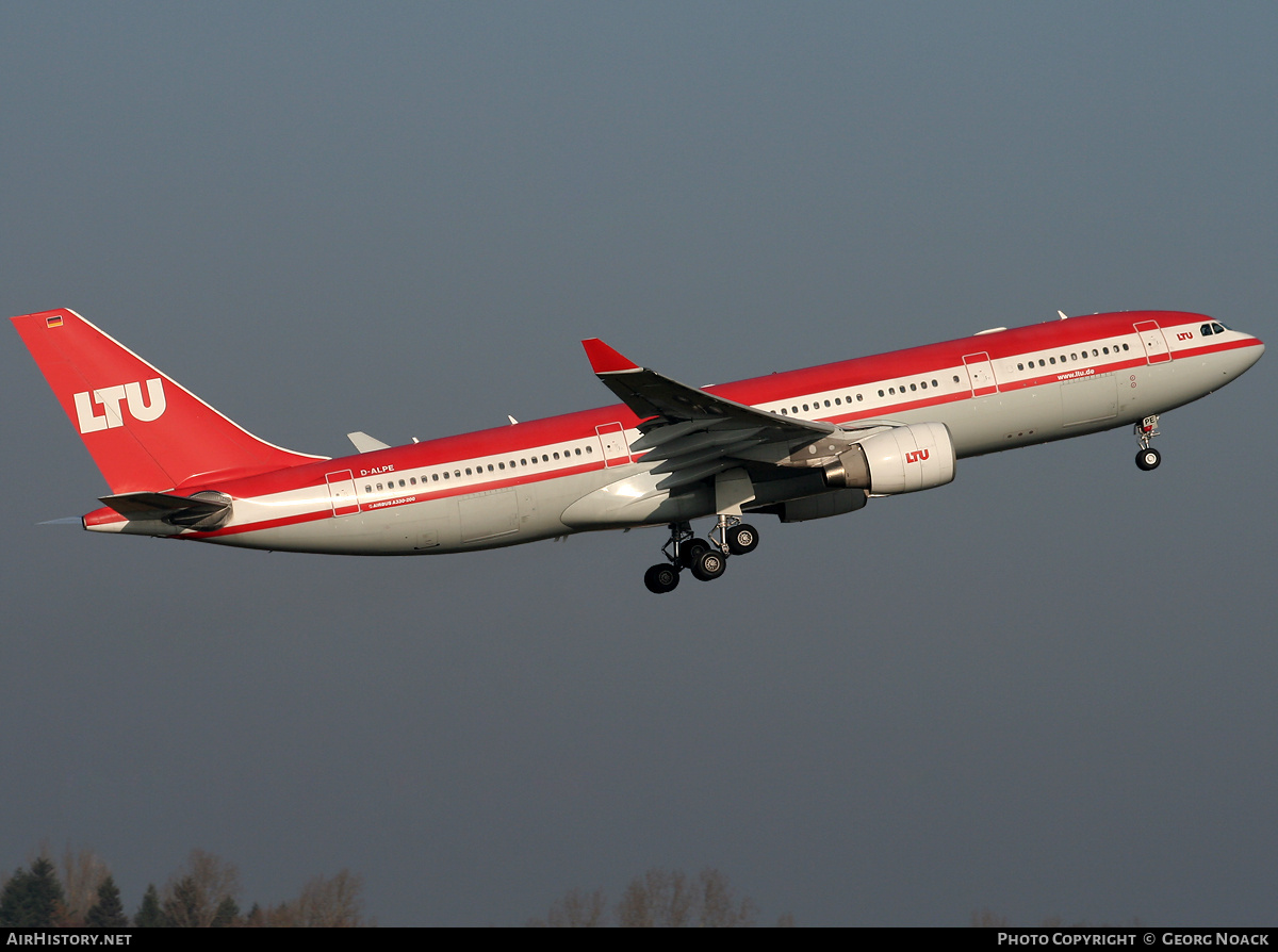 Aircraft Photo of D-ALPE | Airbus A330-223 | LTU - Lufttransport-Unternehmen | AirHistory.net #35945