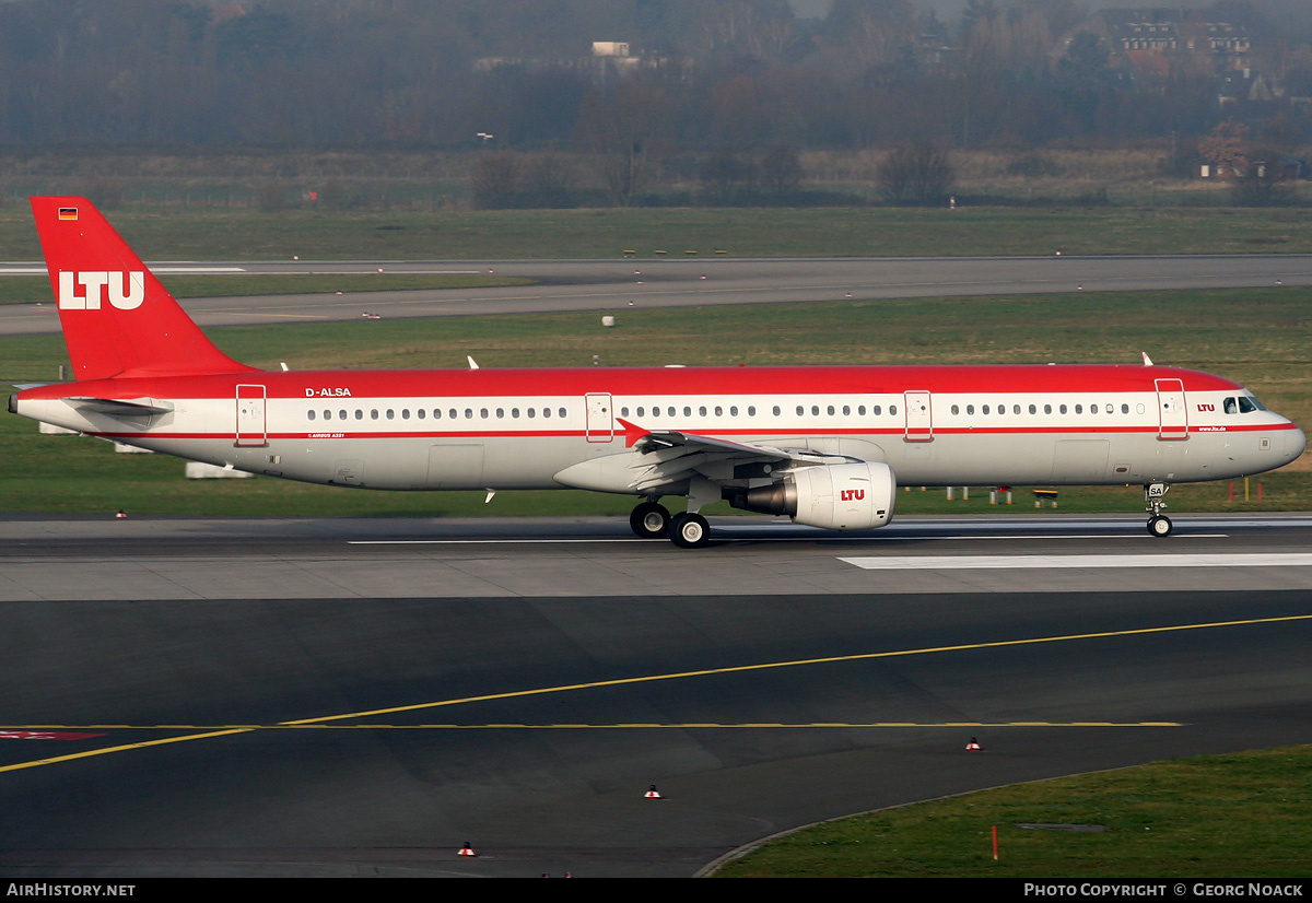 Aircraft Photo of D-ALSA | Airbus A321-211 | LTU - Lufttransport-Unternehmen | AirHistory.net #35952