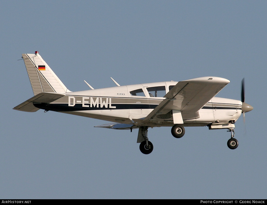 Aircraft Photo of D-EMWL | Piper PA-28R-200 Cherokee Arrow B | AirHistory.net #36138