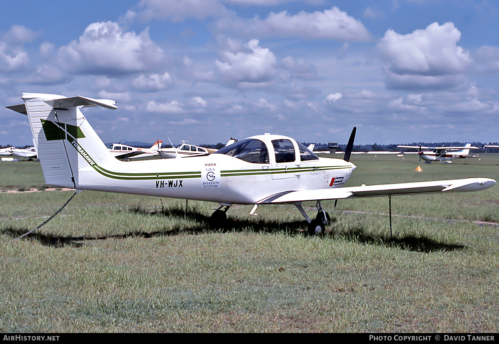 Aircraft Photo of VH-WJX | Piper PA-38-112 Tomahawk | AirHistory.net #36272