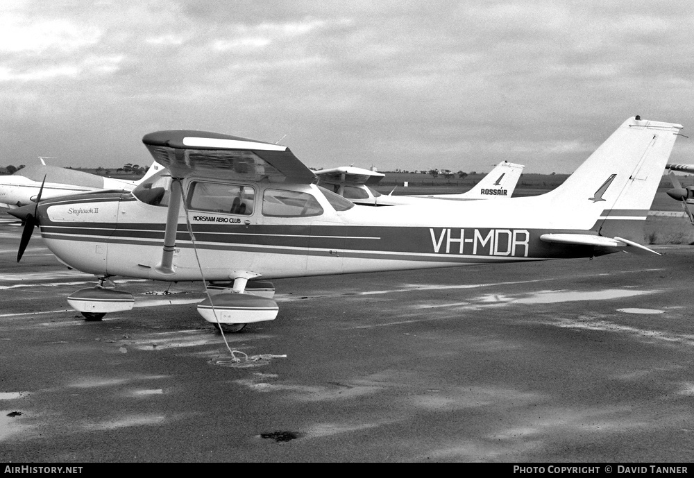 Aircraft Photo of VH-MDR | Cessna 172N Skyhawk 100 II | Horsham Aero Club | AirHistory.net #36284
