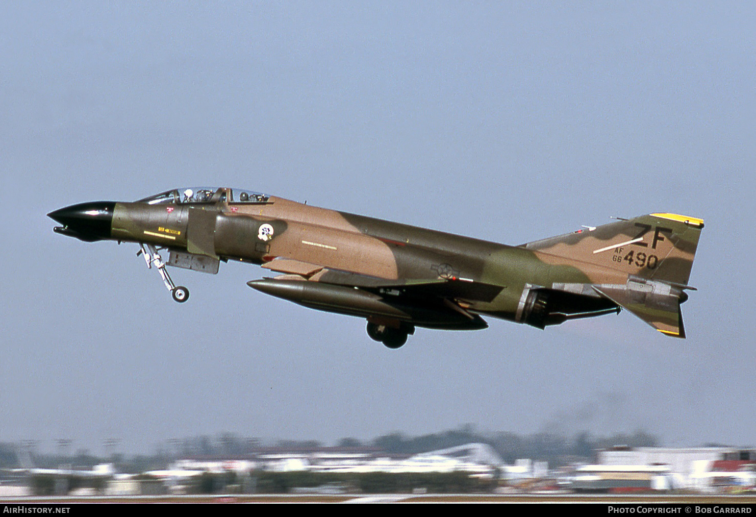 Aircraft Photo of 66-7490 / AF66-490 | McDonnell Douglas F-4D Phantom II | USA - Air Force | AirHistory.net #36712