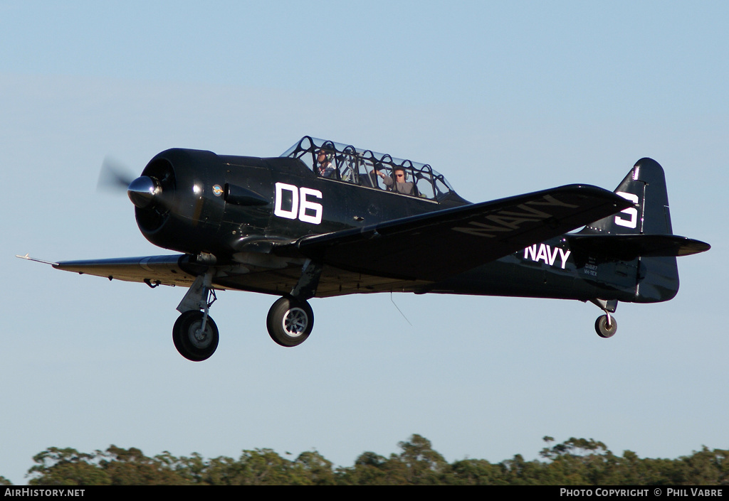 Aircraft Photo of VH-TEX / 01827 | North American AT-6C Harvard IIA | USA - Navy | AirHistory.net #36727