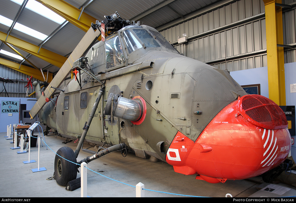 Aircraft Photo of XV728 | Westland WS-58 Wessex HC.2 | UK - Air Force | AirHistory.net #36975