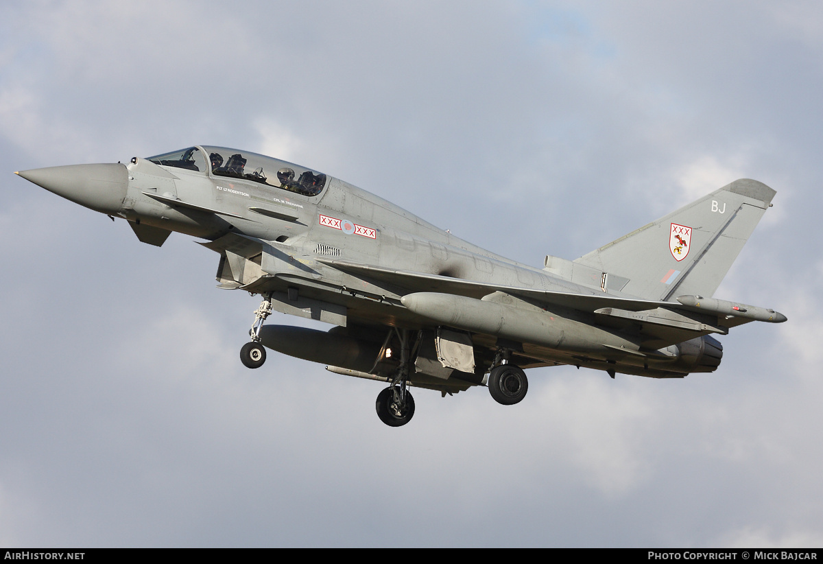 Aircraft Photo of ZJ801 | Eurofighter EF-2000 Typhoon T3 | UK - Air Force | AirHistory.net #37153