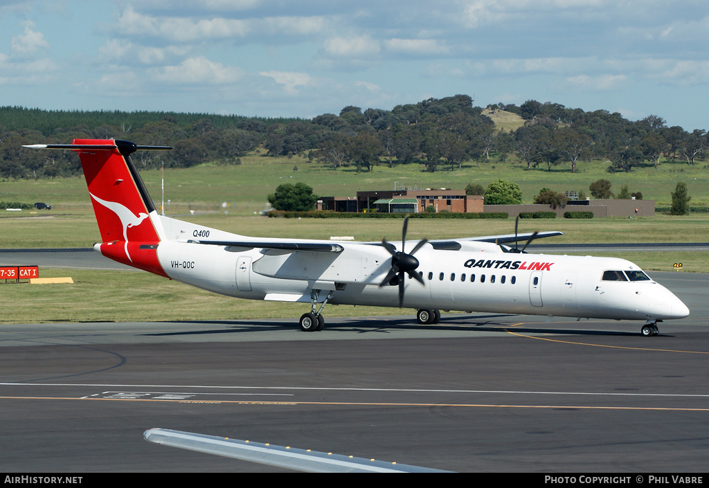 Aircraft Photo of VH-QOC | Bombardier DHC-8-402 Dash 8 | QantasLink | AirHistory.net #37165
