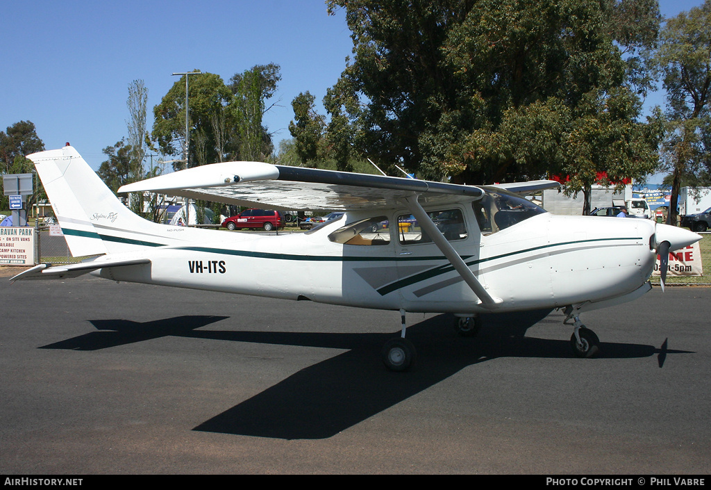Aircraft Photo of VH-ITS | Cessna R182 Skylane RG | AirHistory.net #37316