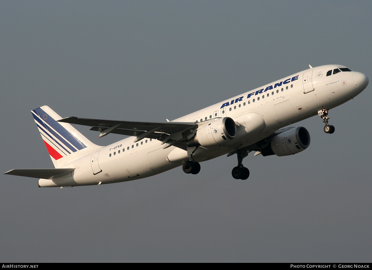 Aircraft Photo of F-GFKB | Airbus A320-111 | Air France | AirHistory.net #37538