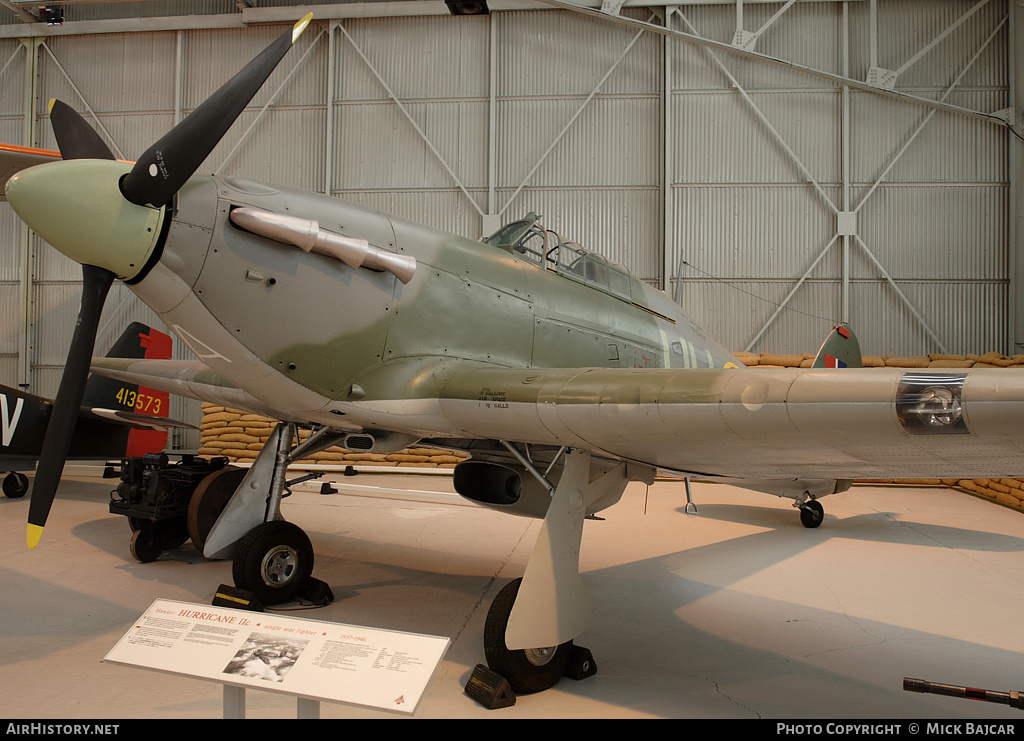 Aircraft Photo of LF738 | Hawker Hurricane Mk2C | UK - Air Force | AirHistory.net #37763