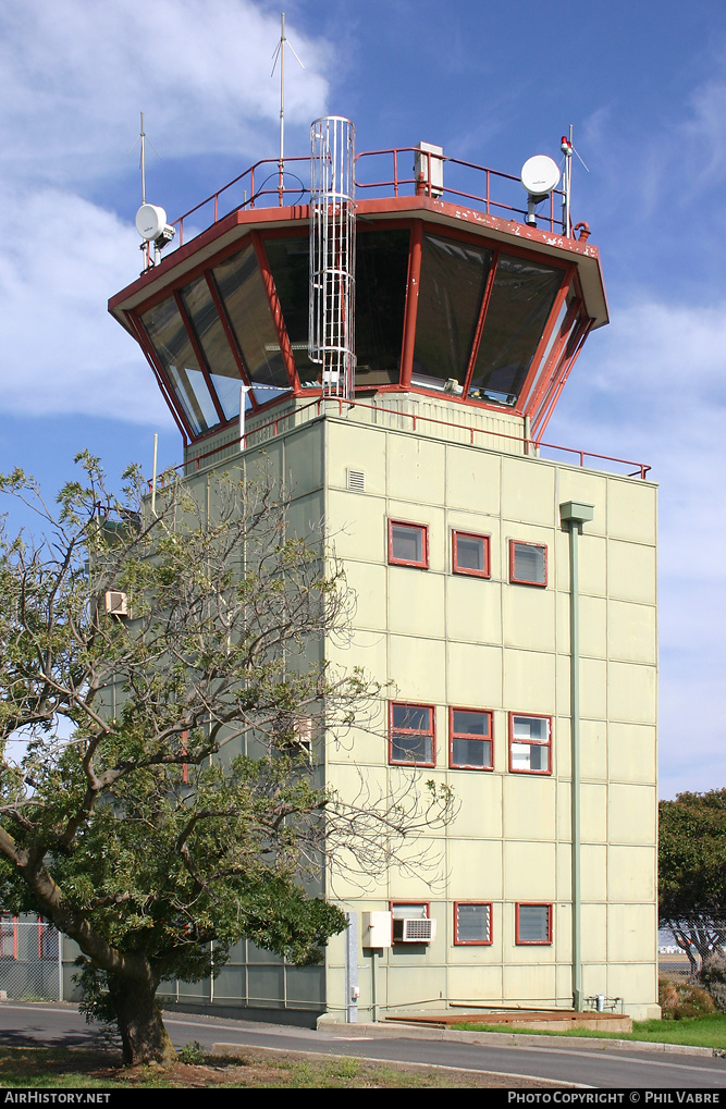 Airport photo of Melbourne - Essendon (YMEN / MEB) in Victoria, Australia | AirHistory.net #37768