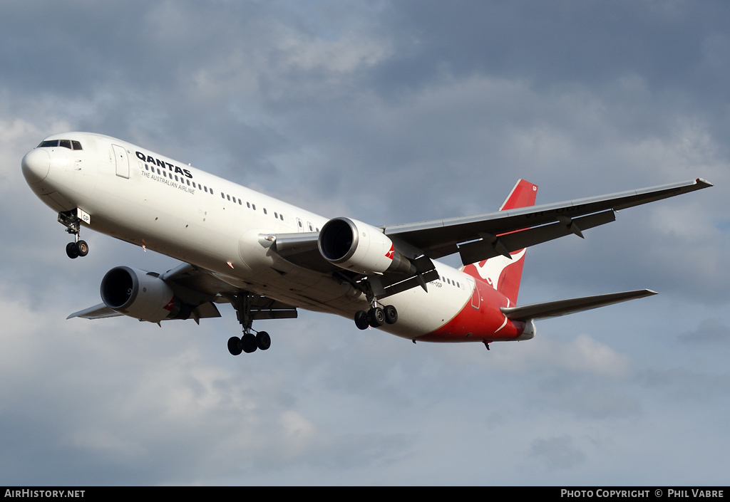 Aircraft Photo of VH-OGP | Boeing 767-338/ER | Qantas | AirHistory.net #37988