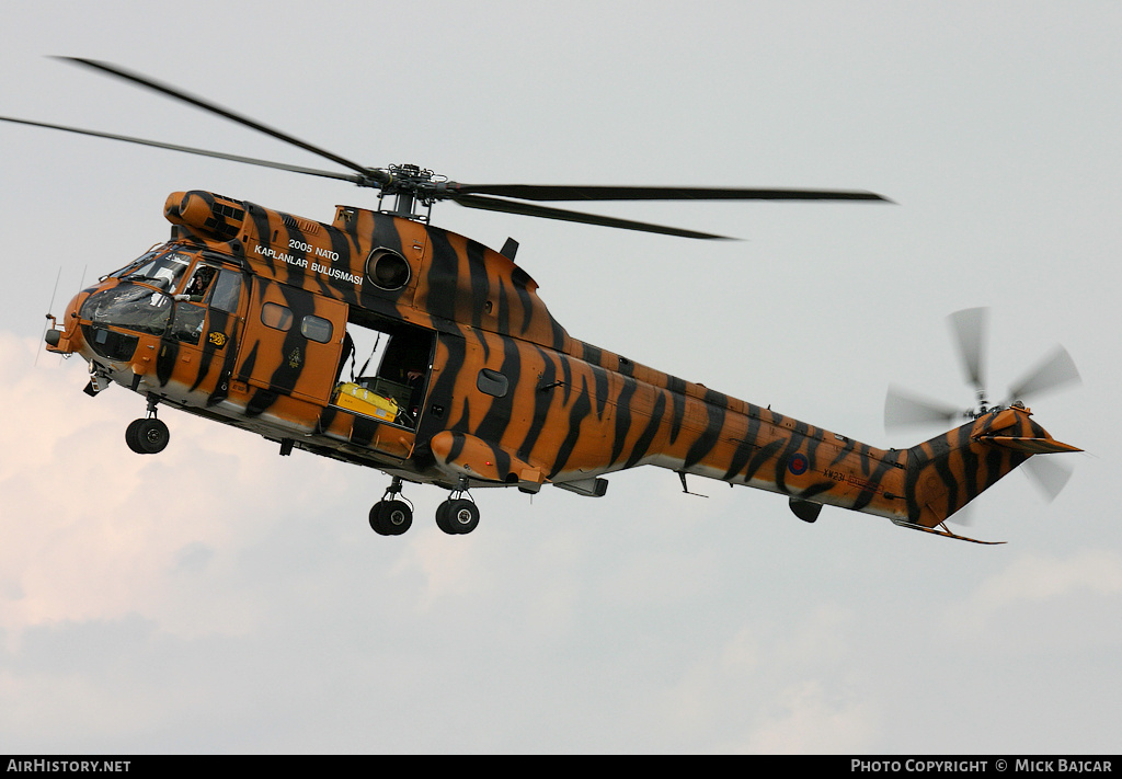 Aircraft Photo of XW231 | Aerospatiale SA-330E Puma HC1 | UK - Air Force | AirHistory.net #38059