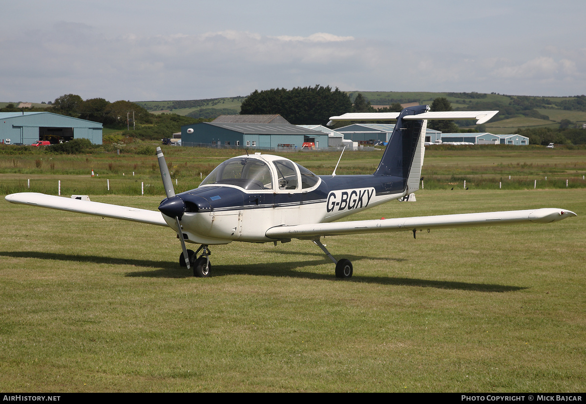 Aircraft Photo of G-BGKY | Piper PA-38-112 Tomahawk | AirHistory.net #38303