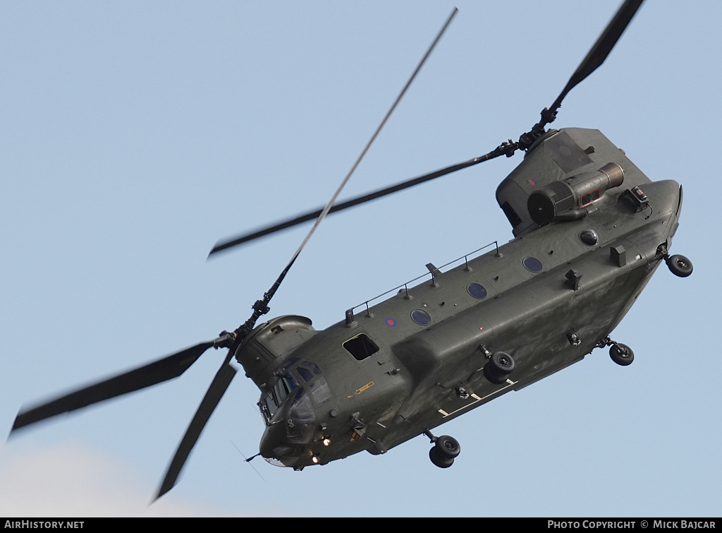 Aircraft Photo of ZD574 | Boeing Chinook HC2 (352) | UK - Air Force | AirHistory.net #38563