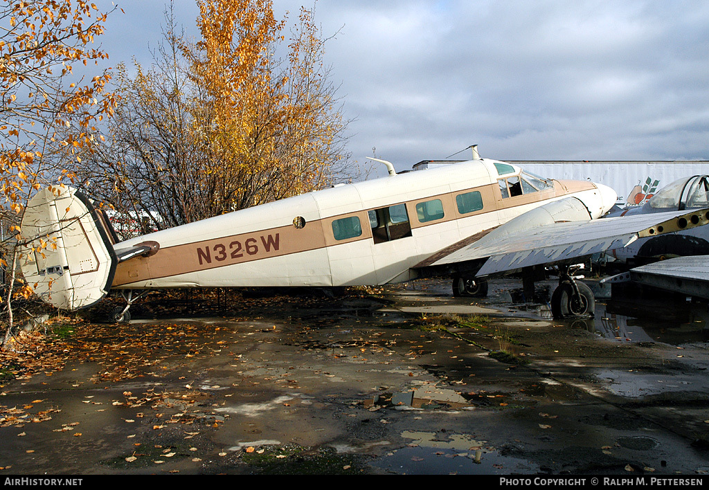 Aircraft Photo of N326W | Beech E18S | AirHistory.net #38587