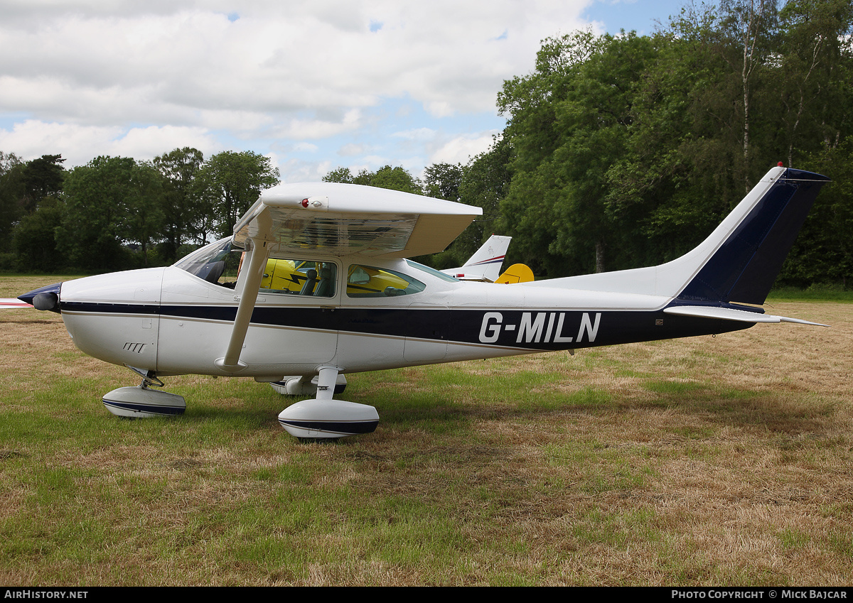 Aircraft Photo of G-MILN | Cessna 182Q Skylane | AirHistory.net #38608