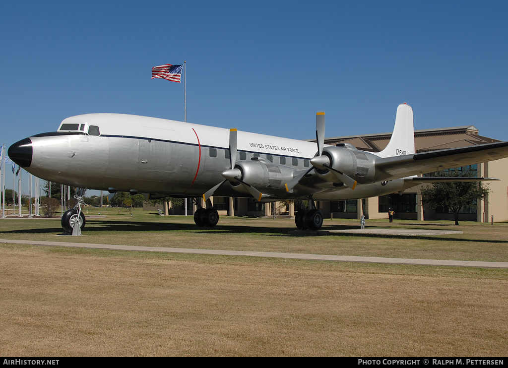 Aircraft Photo of 51-17640 / 17640 | Douglas C-118A Liftmaster | USA - Air Force | AirHistory.net #38715