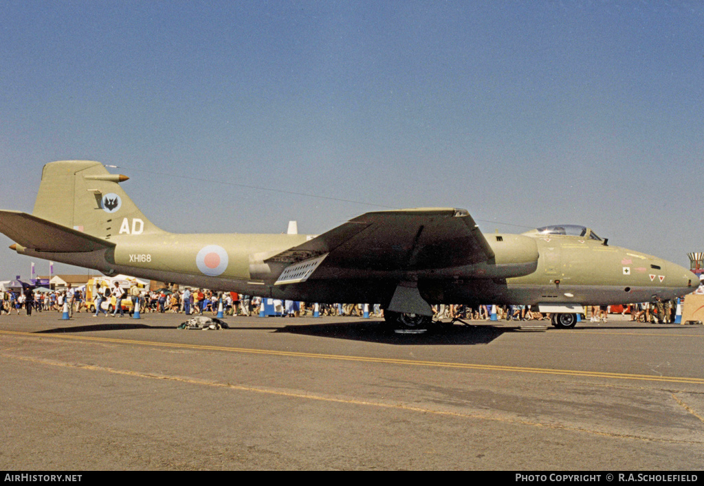 Aircraft Photo of XH168 | English Electric Canberra PR9 | UK - Air Force | AirHistory.net #38830