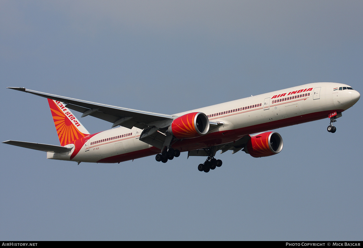 Aircraft Photo of VT-ALQ | Boeing 777-337/ER | Air India | AirHistory.net #38893