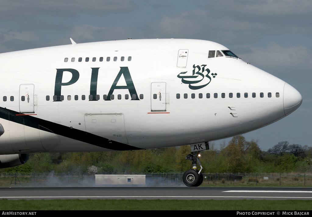 Aircraft Photo of AP-BAK | Boeing 747-240BM | Pakistan International Airlines - PIA | AirHistory.net #38907