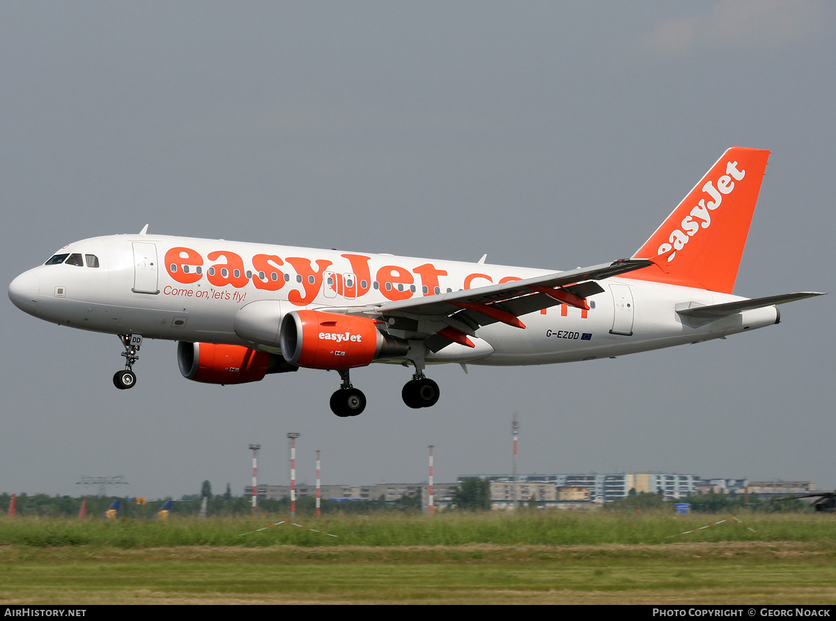 Aircraft Photo of G-EZDD | Airbus A319-111 | EasyJet | AirHistory.net #38949