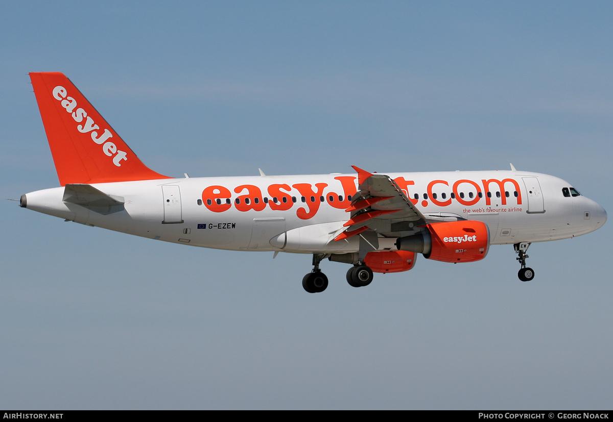 Aircraft Photo of G-EZEW | Airbus A319-111 | EasyJet | AirHistory.net #38954
