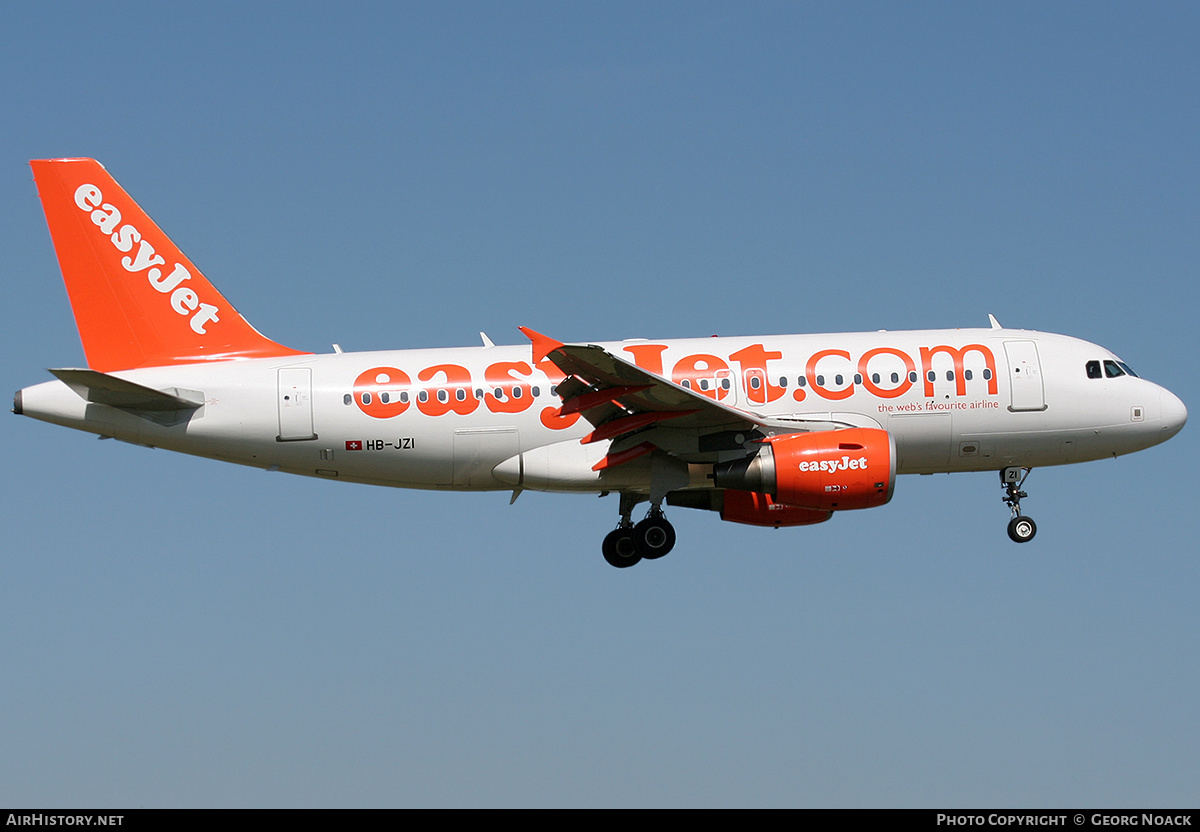 Aircraft Photo of HB-JZI | Airbus A319-111 | EasyJet | AirHistory.net #39021