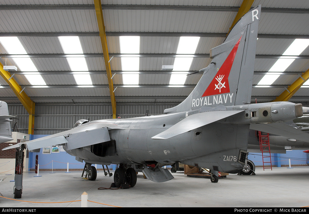 Aircraft Photo of ZA176 | British Aerospace Sea Harrier FA2 | UK - Navy | AirHistory.net #39071