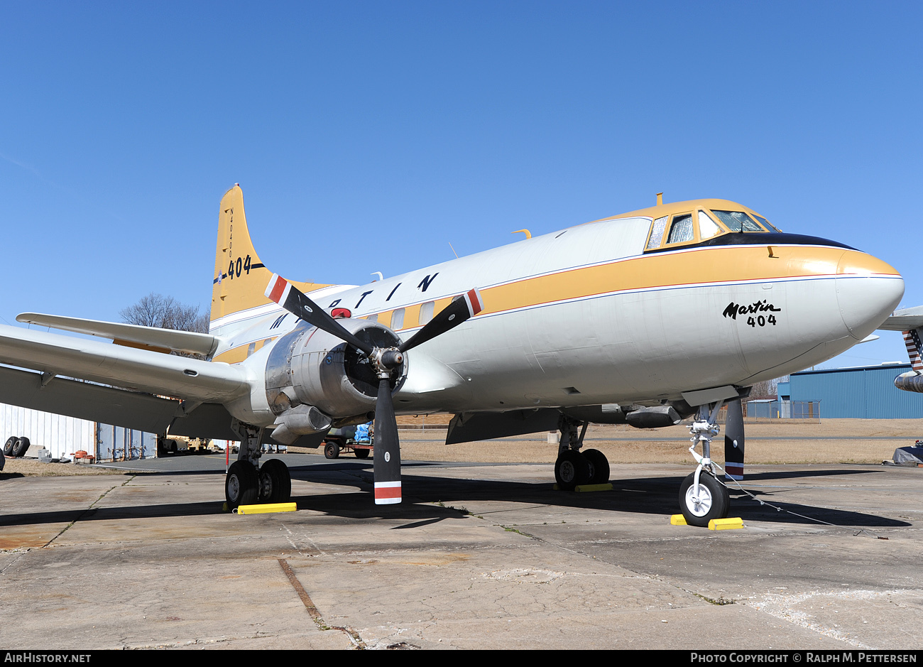Aircraft Photo of N40400 | Martin 404 | Glenn L. Martin Company | AirHistory.net #39111