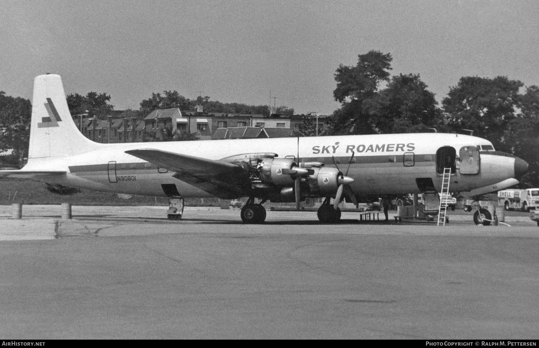 Aircraft Photo of N90801 | Douglas DC-7C | Sky Roamers Travel Club | AirHistory.net #39139