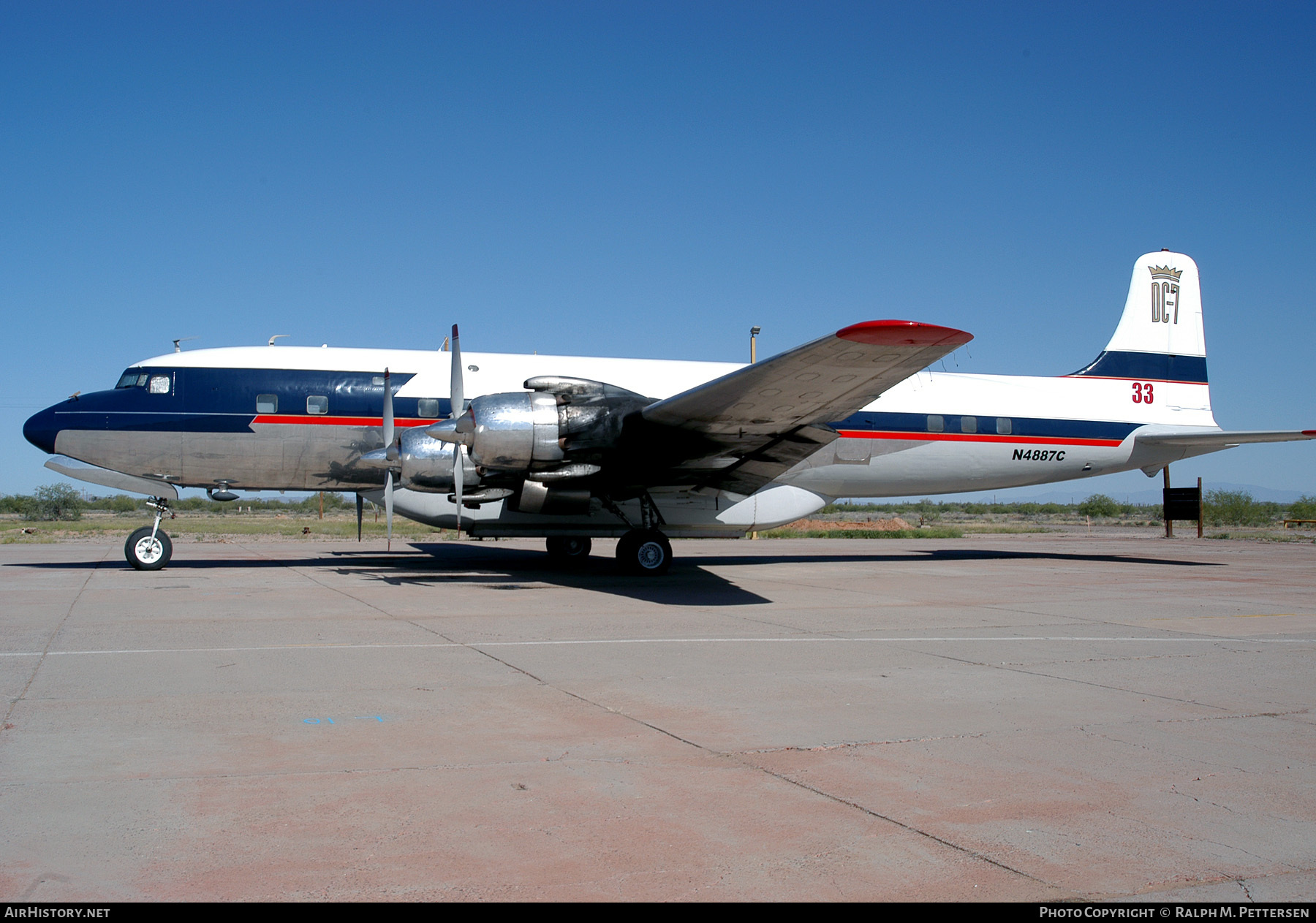 Aircraft Photo of N4887C | Douglas DC-7B/AT | International Air Response | AirHistory.net #39232