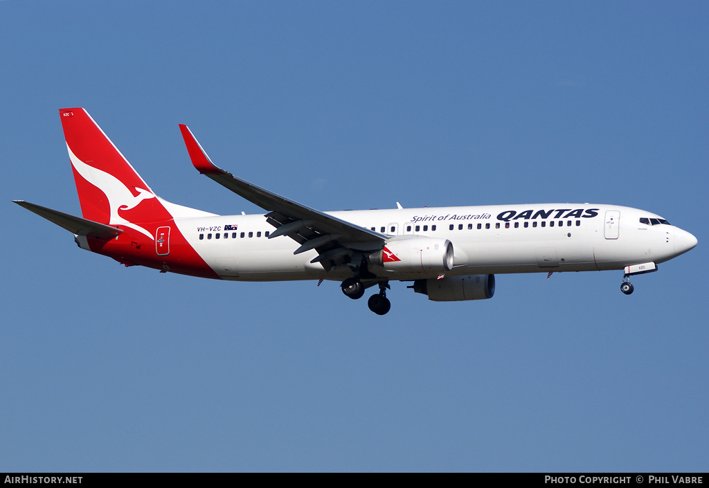 Aircraft Photo of VH-VZC | Boeing 737-838 | Qantas | AirHistory.net #39475