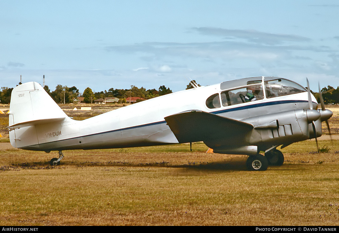 Aircraft Photo of VH-DUH | Let Ae-145 Super Aero 145 | AirHistory.net #39482