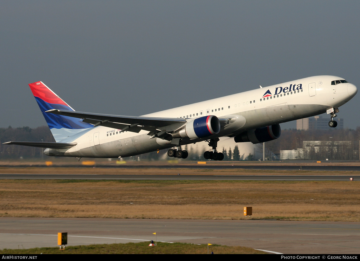 Aircraft Photo of N178DZ | Boeing 767-332/ER | Delta Air Lines | AirHistory.net #39554
